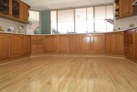 laminate flooring to kitchen